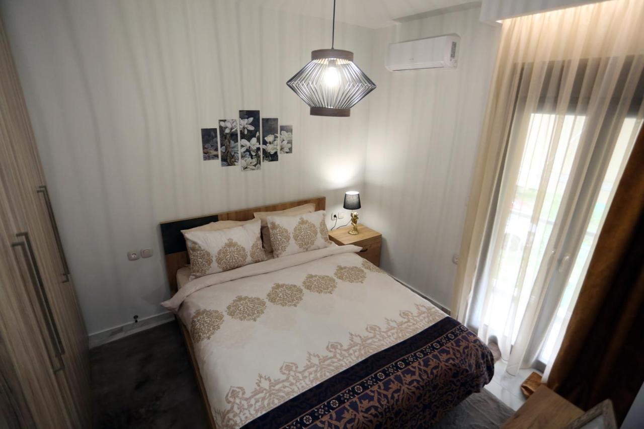 La Larissa Luxury Apartments Trekke 外观 照片