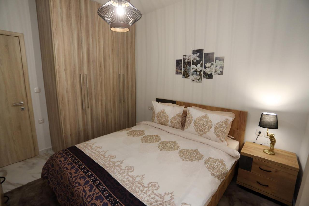 La Larissa Luxury Apartments Trekke 外观 照片